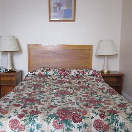 The Highcliffe Hotel Клівдон Номер фото
