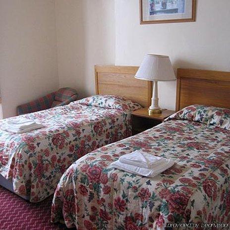 The Highcliffe Hotel Клівдон Номер фото